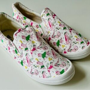 The Humane Society Preppy Dog Sneakers Sz 8